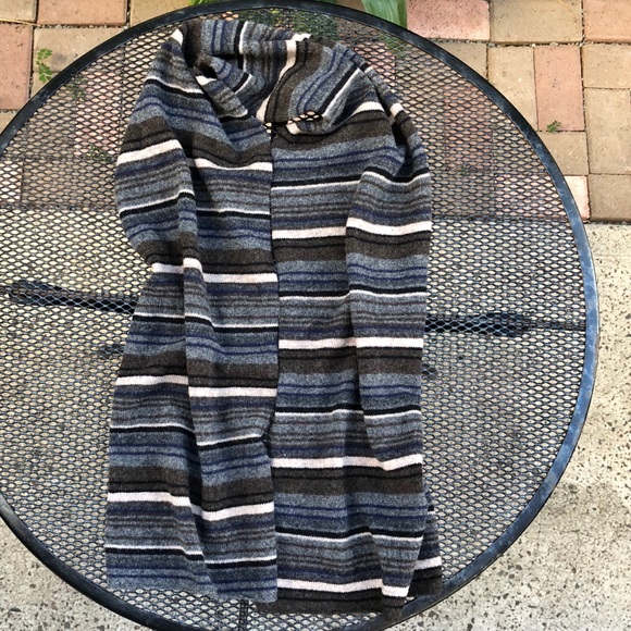 GAP Other - Unisex 100%Lambswool stripes Scarf